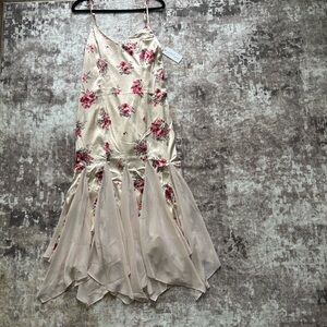 PETAL & PUP NWT CINTA MIDI DRESS - CREAM FLORAL